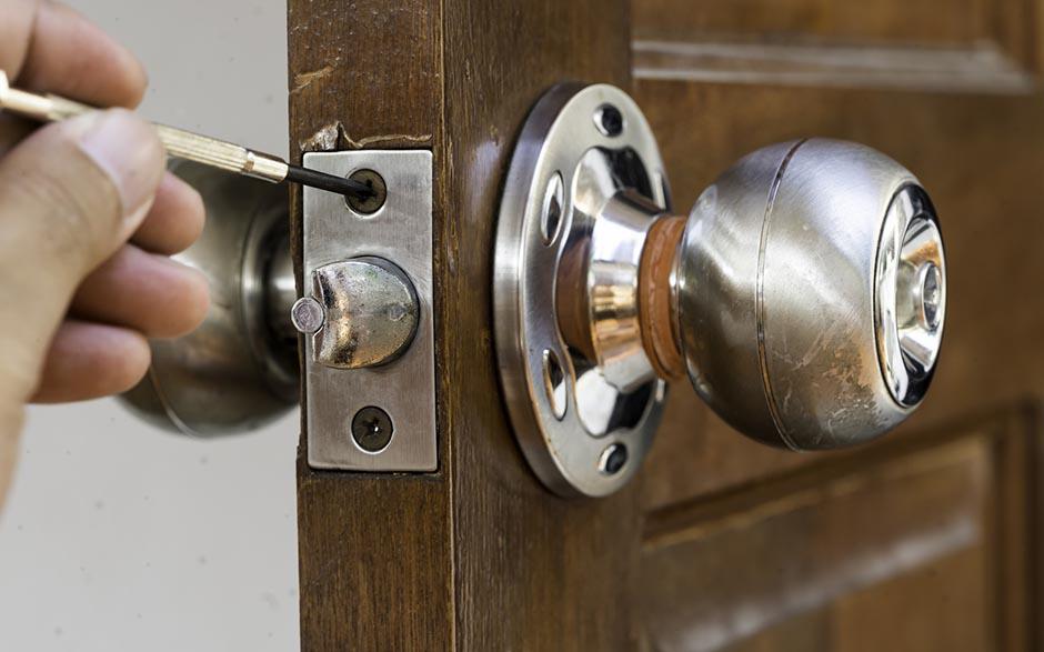 ouverture porte d'entrée Marnes-la-Coquette